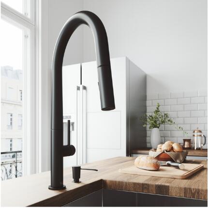 Pull-Down Spray Kitchen Faucet, Matte Black